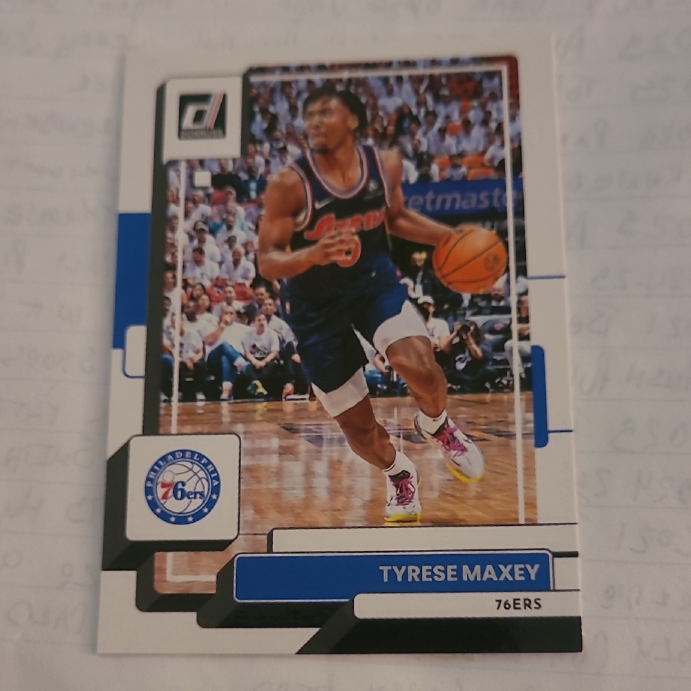Panini Blue White Tyrese Maxey 76ers Basketball Trading Card